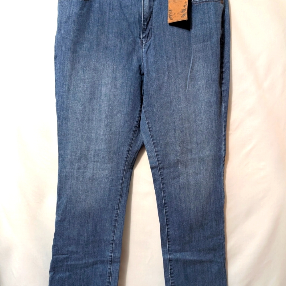 Coldwater Creek Classic Fit Blue Jeans